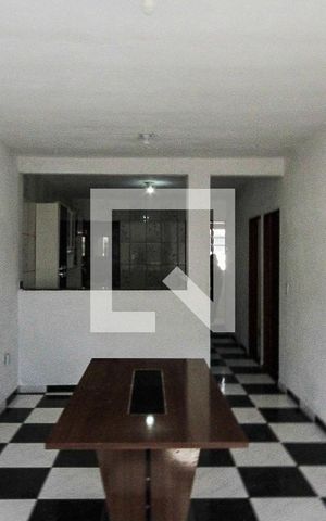 Casa à venda com 90m², 3 quartos e sem vagaSala