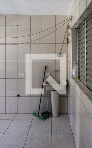 Casa à venda com 90m², 3 quartos e sem vagaÁrea de Serviço