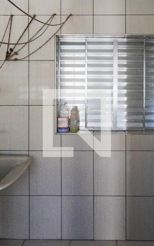 Casa à venda com 90m², 3 quartos e sem vagaÁrea de Serviço