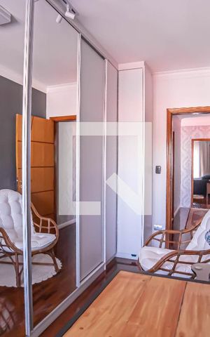 Casa à venda com 240m², 4 quartos e 5 vagas Casa à venda com 240m², 4 quartos e 5 vagasQuarto 2