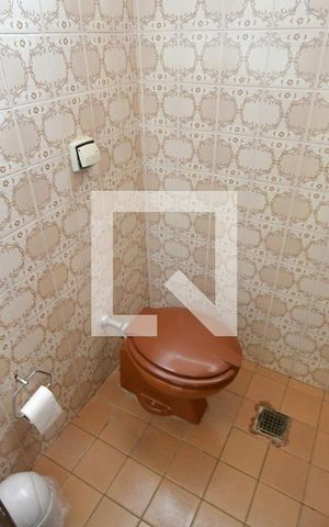 Casa à venda com 345m², 4 quartos e 10 vagasLavabo
