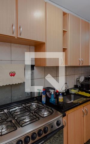 Casa à venda com 230m², 5 quartos e 2 vagas Casa à venda com 230m², 5 quartos e 2 vagasCozinha - Armários