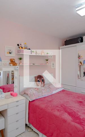 Casa à venda com 230m², 5 quartos e 2 vagas Casa à venda com 230m², 5 quartos e 2 vagasQuarto 3 ( Suite )