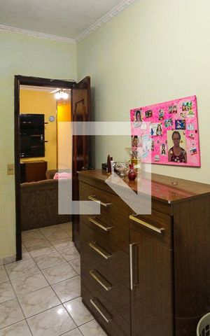 Casa à venda com 211m², 3 quartos e 4 vagas Casa à venda com 211m², 3 quartos e 4 vagasQuarto 1