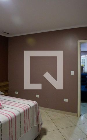 Casa à venda com 252m², 3 quartos e 3 vagasQuarto Suite