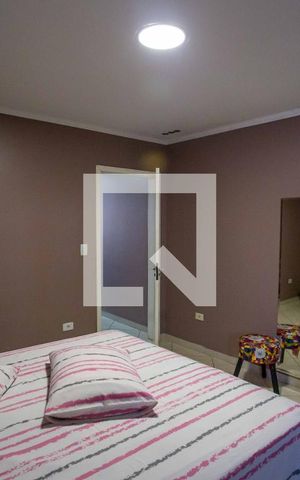 Casa à venda com 252m², 3 quartos e 3 vagasQuarto Suite
