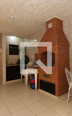 Casa à venda com 175m², 3 quartos e 2 vagasQuintal