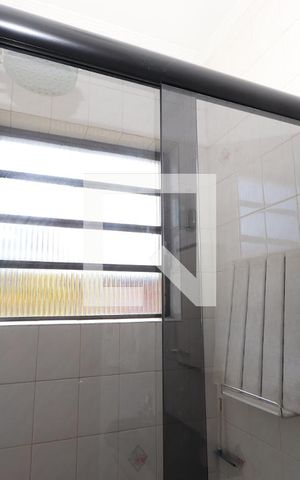 Casa à venda com 175m², 3 quartos e 2 vagasBanheiro Social