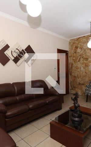 Casa à venda com 175m², 3 quartos e 2 vagasSala