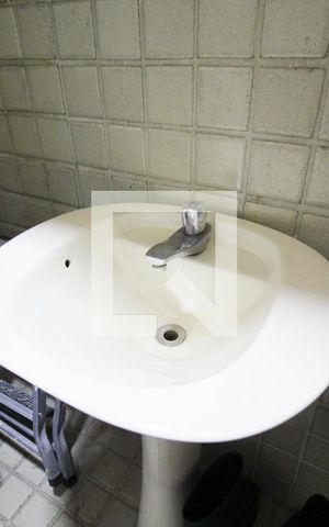 Apartamento à venda com 149m², 4 quartos e 2 vagas Apartamento à venda com 149m², 4 quartos e 2 vagasBanheiro de serviço