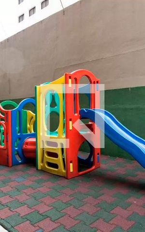 Apartamento à venda com 149m², 4 quartos e 2 vagas Apartamento à venda com 149m², 4 quartos e 2 vagasÁrea comum - Playground