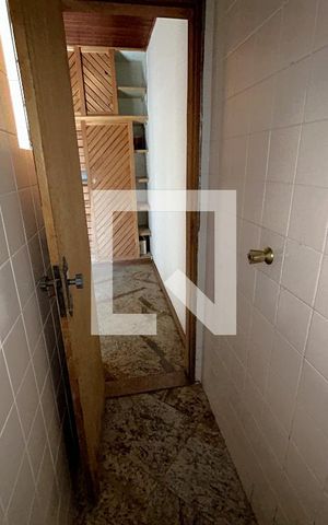 Apartamento à venda com 69m², 2 quartos e 1 vagaBanheiro de serviço