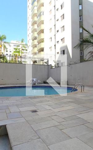 Apartamento à venda com 138m², 3 quartos e 1 vagaÁrea Comum - Piscina
