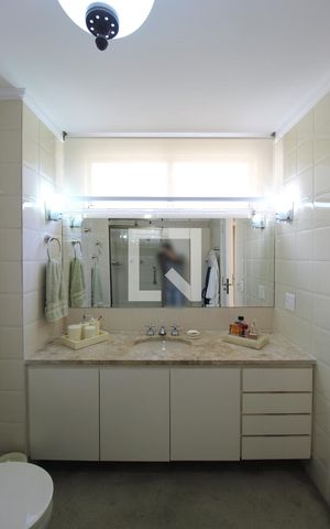 Apartamento à venda com 138m², 3 quartos e 1 vagaBanheiro da Suíte