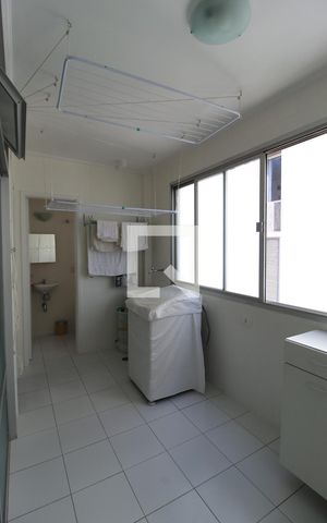 Apartamento à venda com 138m², 3 quartos e 1 vagaÁrea de Serviço