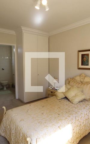 Apartamento à venda com 138m², 3 quartos e 1 vagaQuarto 3 - Suíte