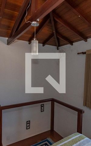 Casa à venda com 244m², 6 quartos e 4 vagas Casa à venda com 244m², 6 quartos e 4 vagasSuite 1