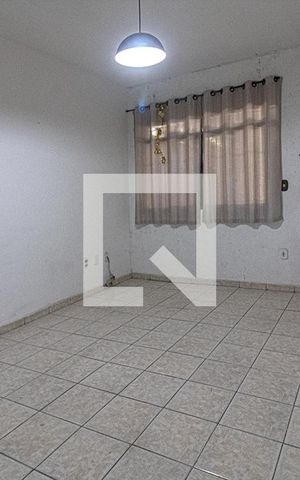 Casa à venda com 55m², 2 quartos e 1 vaga Casa à venda com 55m², 2 quartos e 1 vagasala