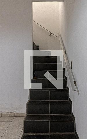 Casa à venda com 55m², 2 quartos e 1 vaga Casa à venda com 55m², 2 quartos e 1 vagaacesso para os pisos