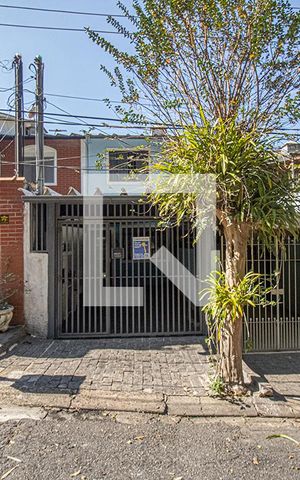 Casa à venda com 55m², 2 quartos e 1 vaga Casa à venda com 55m², 2 quartos e 1 vagafachada