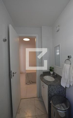 Apartamento à venda com 114m², 4 quartos e 2 vagasBanheiro da Suíte 2