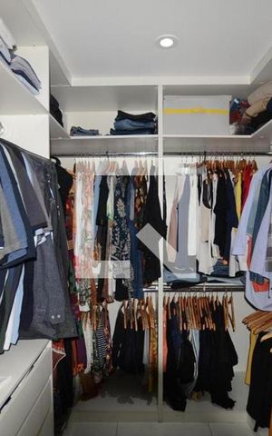 Apartamento à venda com 114m², 4 quartos e 2 vagasCloset