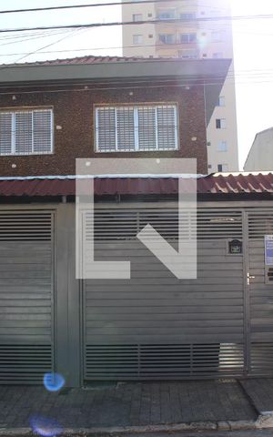 Casa à venda com 140m², 3 quartos e 3 vagasFachada