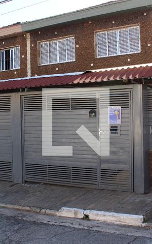Casa à venda com 140m², 3 quartos e 3 vagasFachada