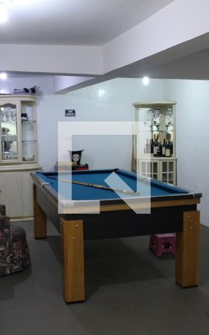 Casa à venda com 140m², 3 quartos e 3 vagasÁrea de lazer