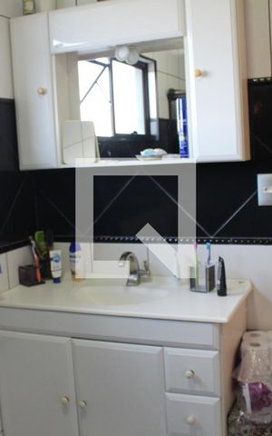 Casa à venda com 140m², 3 quartos e 3 vagasBanheiro 1