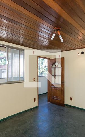 Casa para alugar com 100m², 2 quartos e sem vaga Casa para alugar com 100m², 2 quartos e sem vagaSala