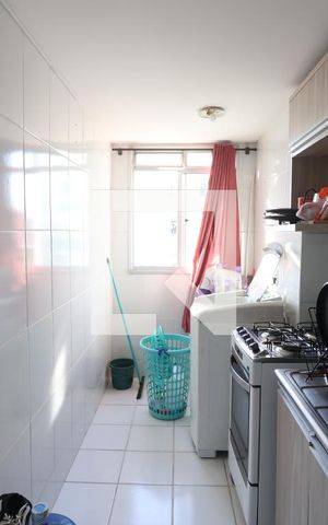 Apartamento à venda com 43m², 2 quartos e 1 vagaCozinha e Área de Serviço