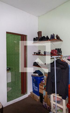 Casa à venda com 247m², 3 quartos e 2 vagasSuíte