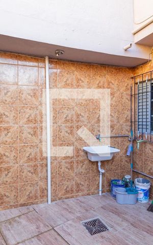 Casa à venda com 247m², 3 quartos e 2 vagasÁrea de serviço