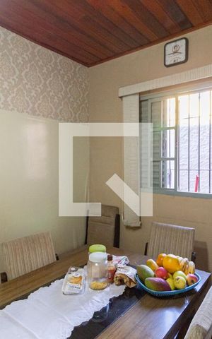 Casa à venda com 247m², 3 quartos e 2 vagasSala de jantar