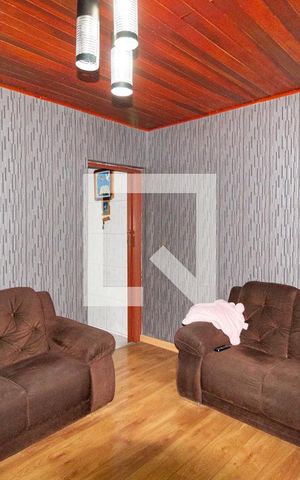 Casa à venda com 247m², 3 quartos e 2 vagasSala