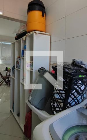 Casa à venda com 267m², 3 quartos e 1 vaga Casa à venda com 267m², 3 quartos e 1 vagaÁrea de Serviço