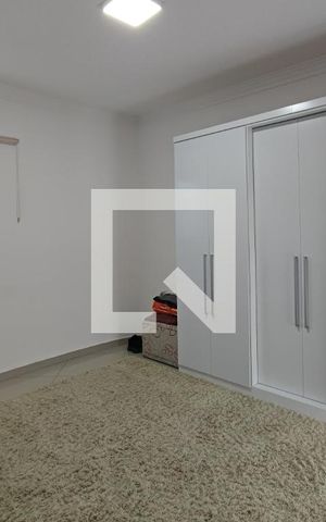 Casa à venda com 267m², 3 quartos e 1 vaga Casa à venda com 267m², 3 quartos e 1 vagaQuarto Suíte 1