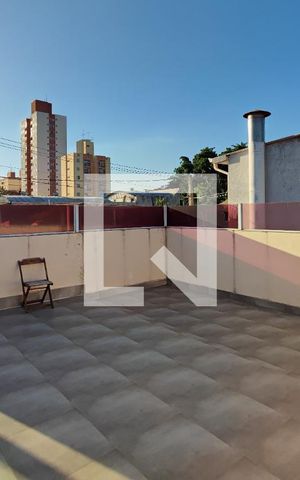 Casa à venda com 267m², 3 quartos e 1 vaga Casa à venda com 267m², 3 quartos e 1 vagaQuintal