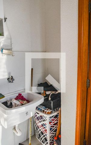 Apartamento à venda com 100m², 2 quartos e 1 vagaCozinha e Área de Serviço