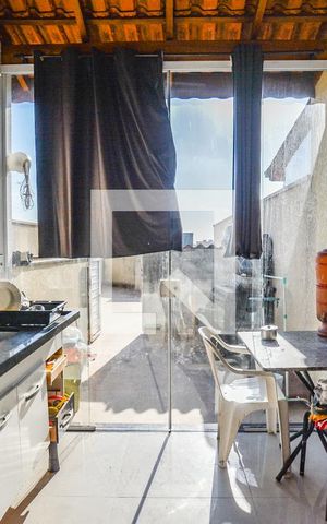 Apartamento à venda com 100m², 2 quartos e 1 vagaCozinha e Área de Serviço