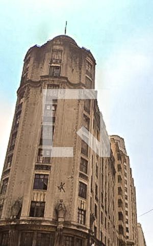 Apartamento à venda com 85m², 1 quarto e sem vagaFachada