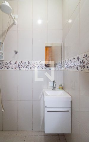 Casa de condomínio à venda com 96m², 4 quartos e 1 vaga Casa de condomínio à venda com 96m², 4 quartos e 1 vagaBanheiro da Suíte 3