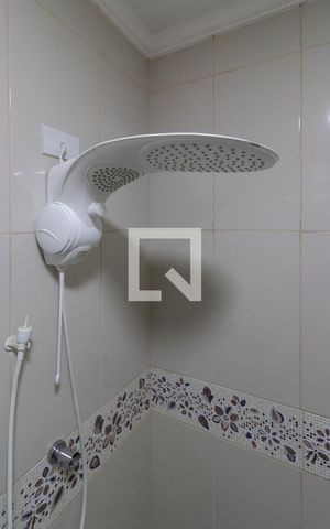 Casa de condomínio à venda com 96m², 4 quartos e 1 vaga Casa de condomínio à venda com 96m², 4 quartos e 1 vagaBanheiro da Suíte 1