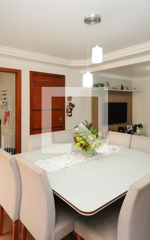 Apartamento à venda com 79m², 3 quartos e 1 vaga Apartamento à venda com 79m², 3 quartos e 1 vagaSala de Jantar