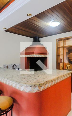 Casa de condomínio à venda com 130m², 3 quartos e 2 vagas Casa de condomínio à venda com 130m², 3 quartos e 2 vagasSala