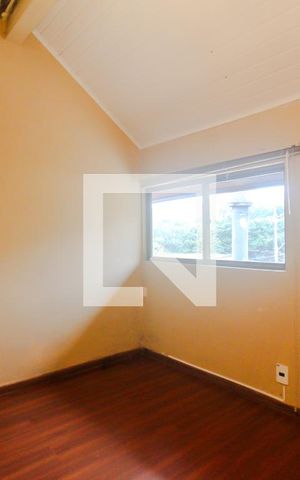 Casa de condomínio à venda com 130m², 3 quartos e 2 vagas Casa de condomínio à venda com 130m², 3 quartos e 2 vagasQuarto 1