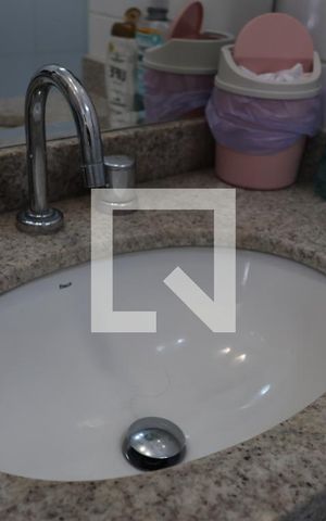 Apartamento à venda com 65m², 1 quarto e 1 vagaBanheiro