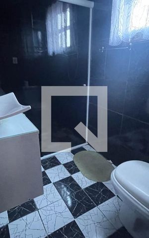 Casa para alugar com 76m², 2 quartos e 2 vagas Casa para alugar com 76m², 2 quartos e 2 vagasBanheiro 2