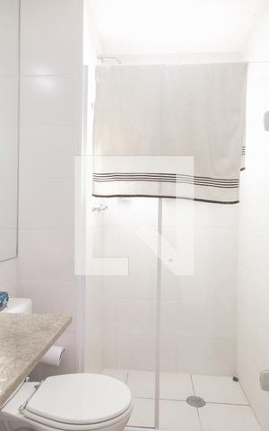 Apartamento à venda com 73m², 2 quartos e 2 vagas Apartamento à venda com 73m², 2 quartos e 2 vagasBanheiro Suíte